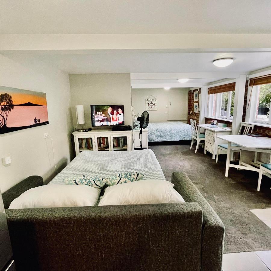 Whitby Studio - Mairangi Bay Beach Auckland Ngoại thất bức ảnh